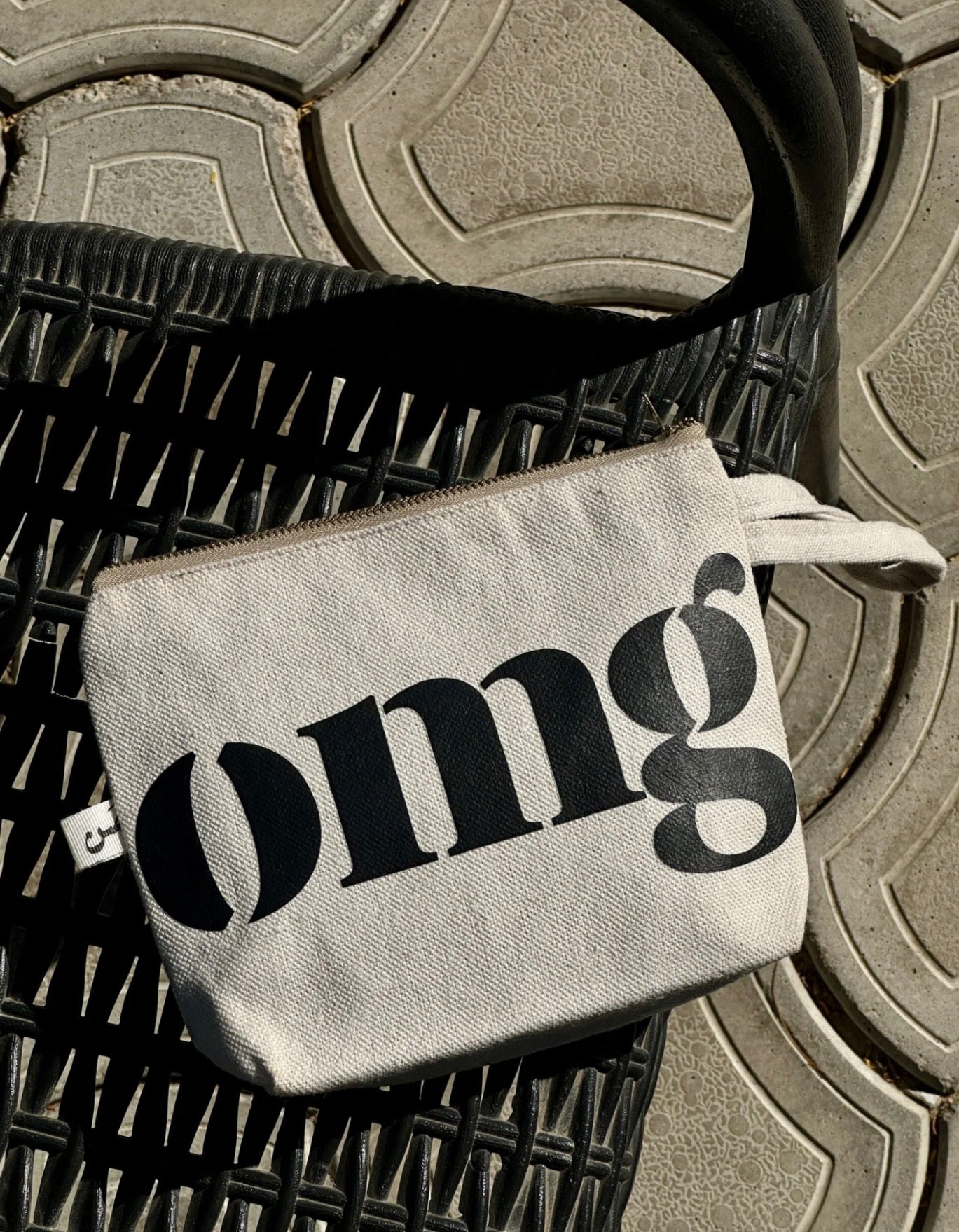 omg - pouch