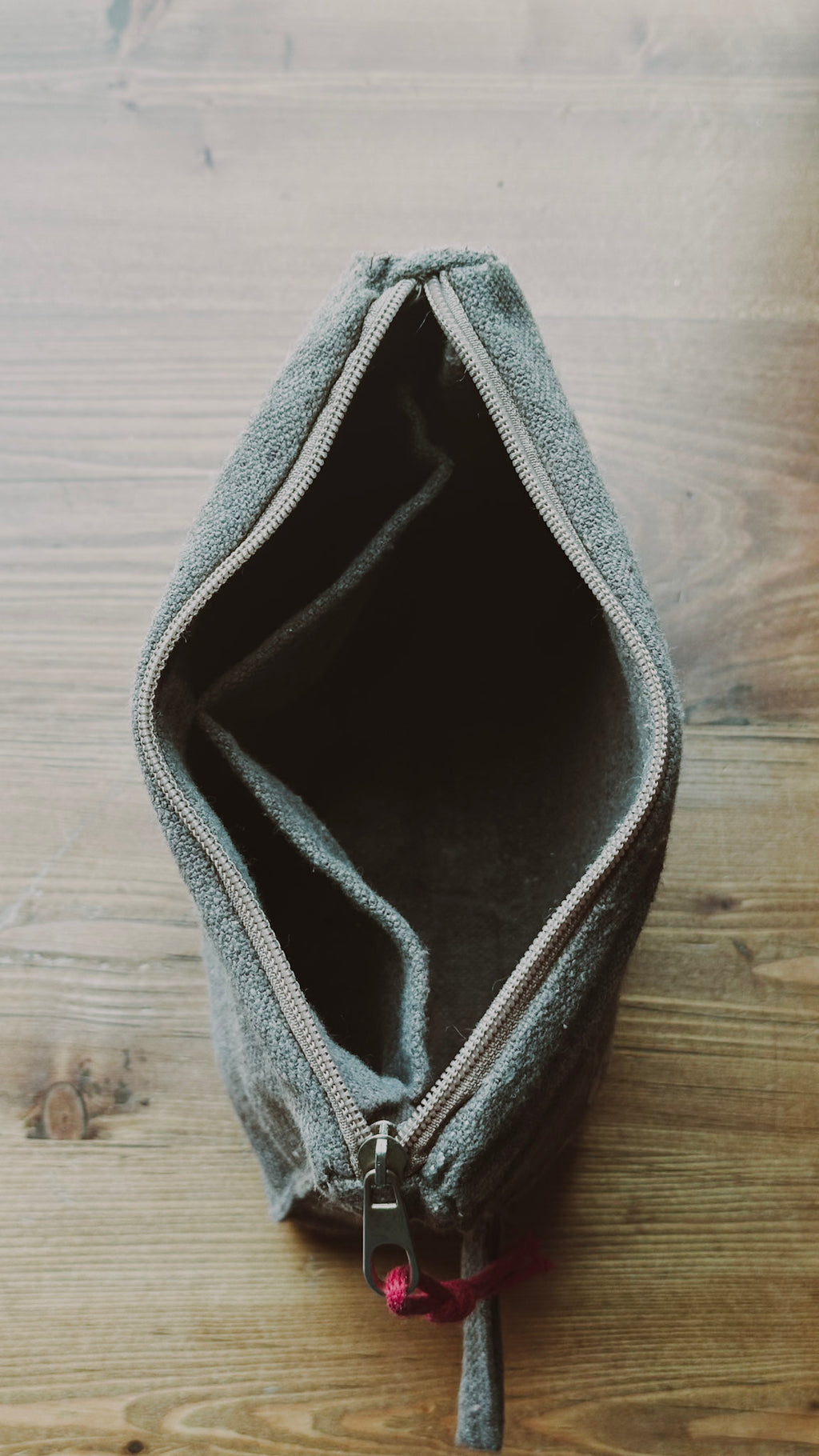 🛼THE MEKAS - Earth Brown pouch
