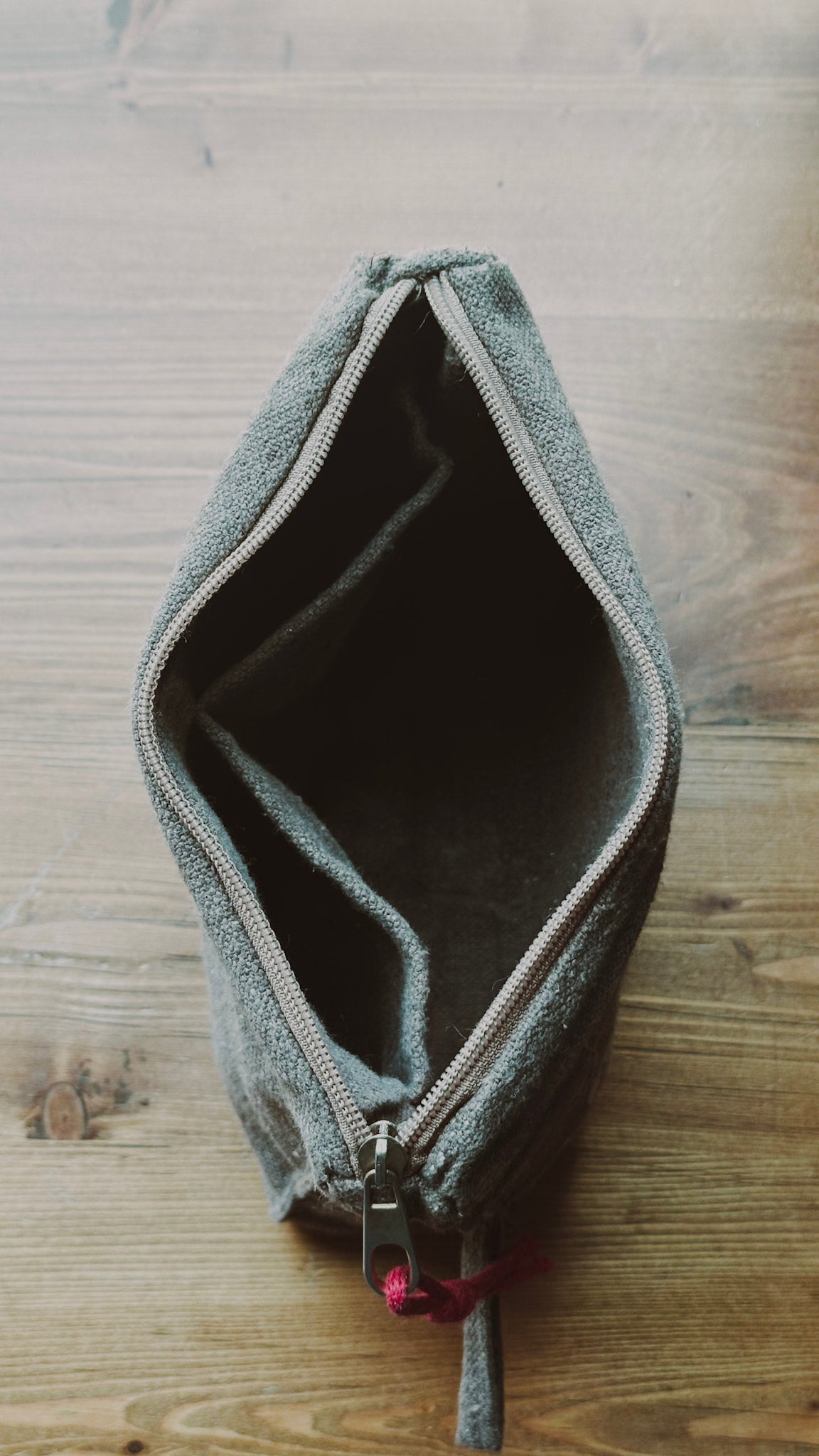 🛼THE MEKAS - Earth Brown pouch