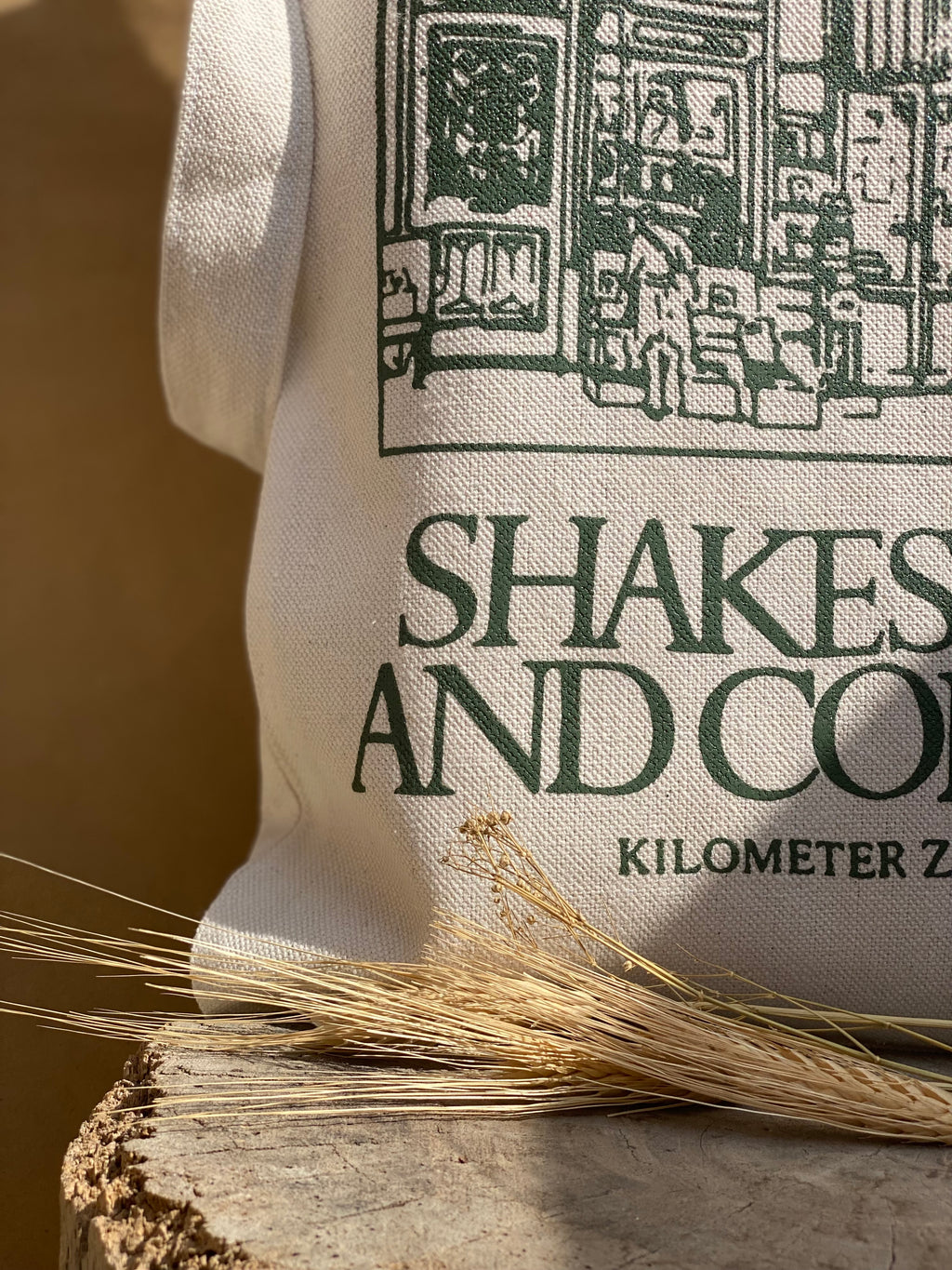 Shakespeare and company - medium tote bag