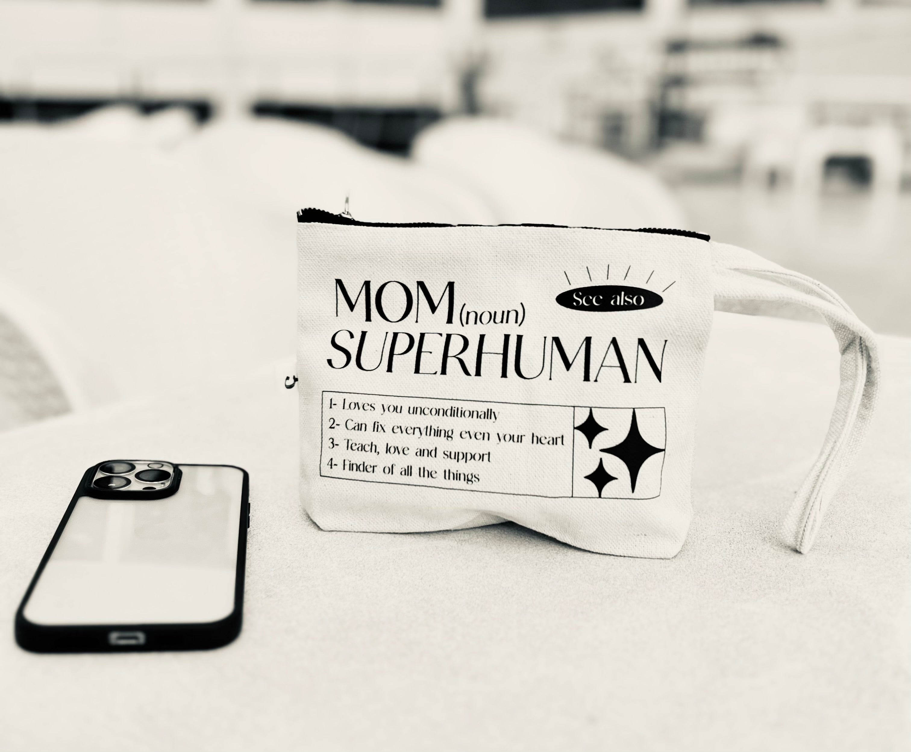 Mom - pouch