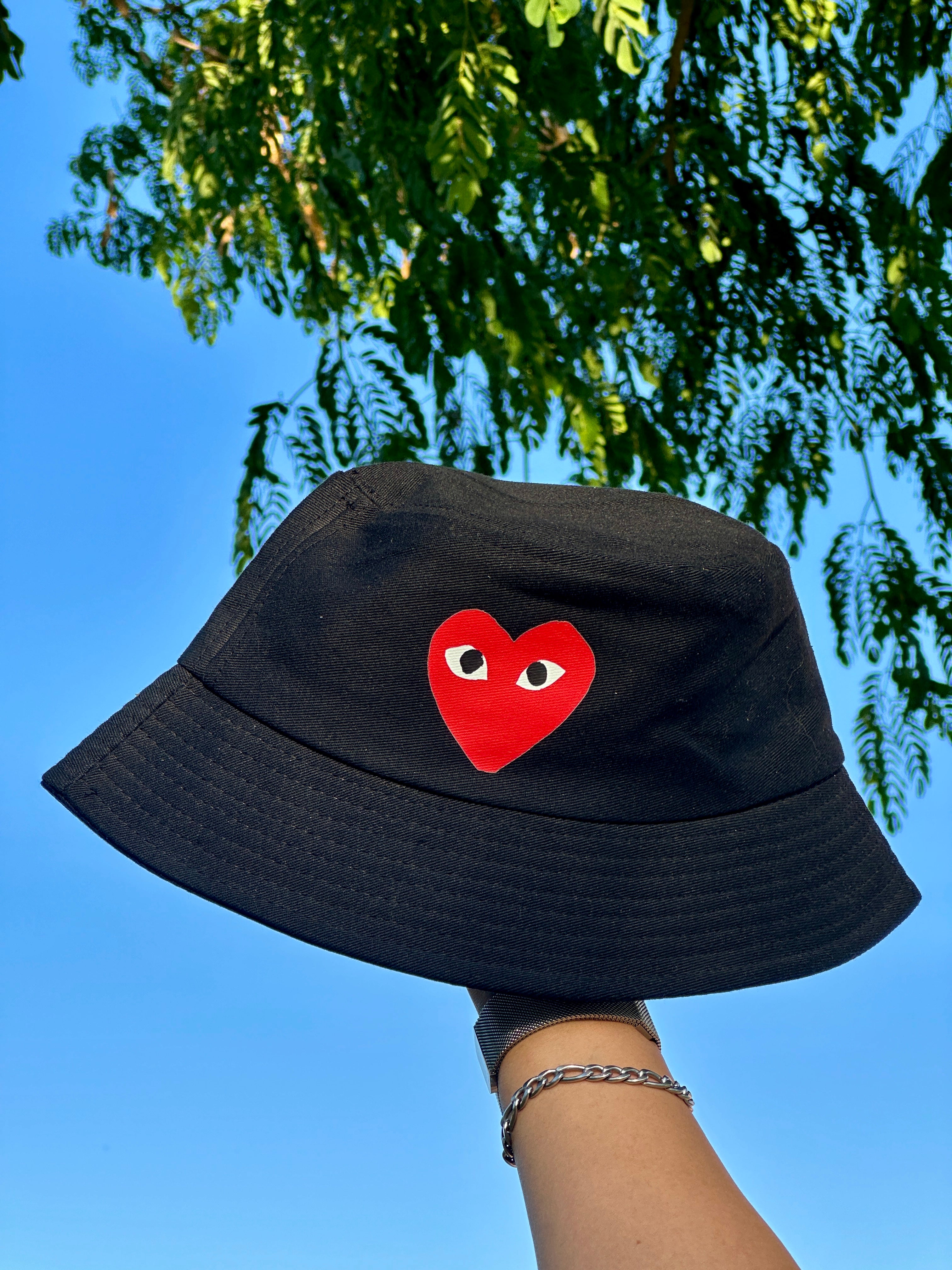 Heart - Bucket Hat