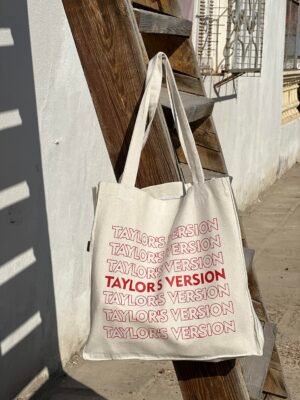 11E384F2-4422-4E8B-8C8D-0C806CD5DD94 taylor’s version off white large tote bag
