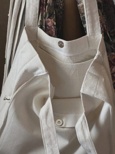 A6B22278-18E3-4D97-8A75-E7D0BD90B3A7 رهاب العربية - large off white tote bag