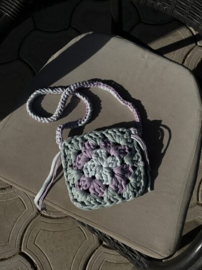 granny square crochet cross bag