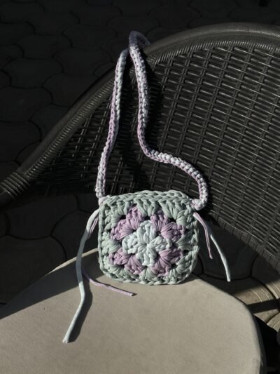 granny square crochet cross bag