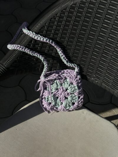 lavender - crochet cross bag